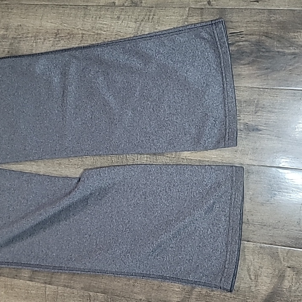 Under Armour storm sweatpants EUC - Picture 15 of 15
